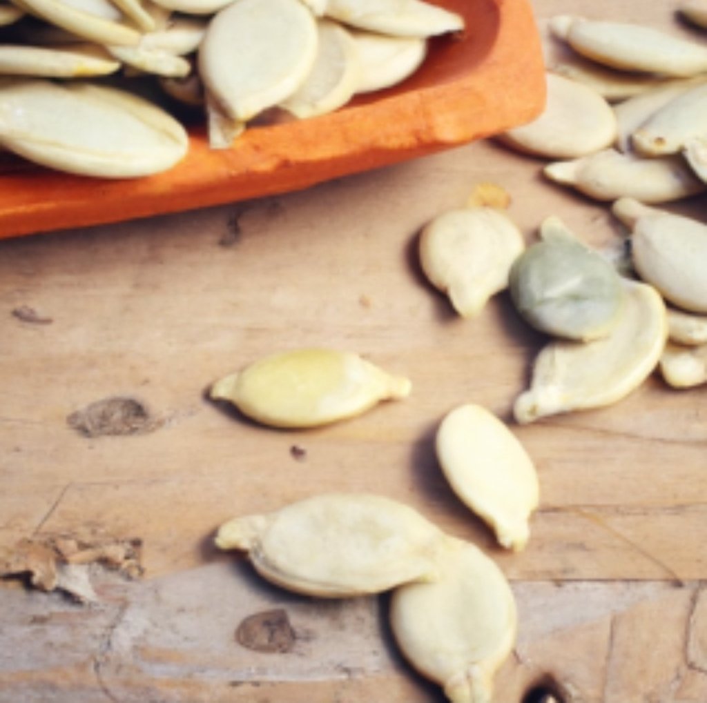 Nature's Treasure Trove: A Colorful Mix of Different Nuts and Seeds"
Healthy Snacking: A Bowl of Nutritious Nuts to Boost Your Energy and Satisfy Your Hunger"
Versatile and Delicious: Whole Nuts, Chopped Nuts, and Nut Butters for All Your Cooking Needs"
"Plant-Based Goodness: Nuts, Seeds, and Legumes as a Rich Source of Protein and Healthy Fats".