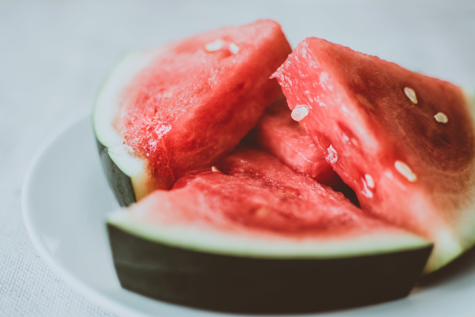 Watermelon 101: Unveiling the Secrets of Selecting, Storing, and Enjoying the Perfect Slice
